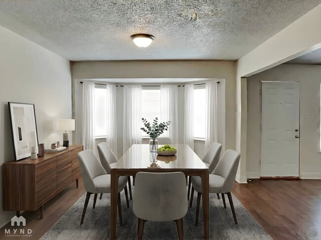 Photo - 7309 Fredricksburg Dr