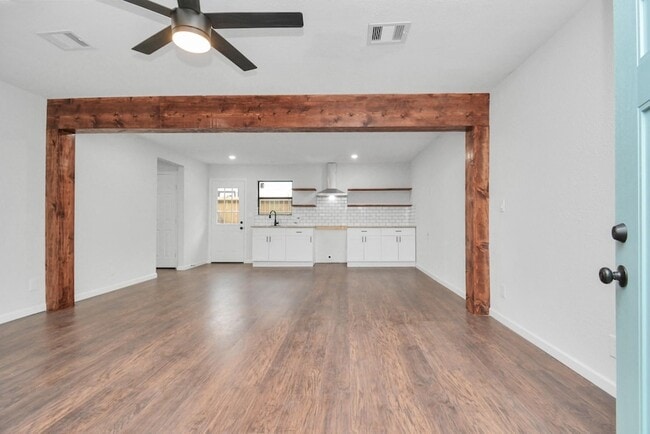Photo - 262 1/2 De Boll Street Unit