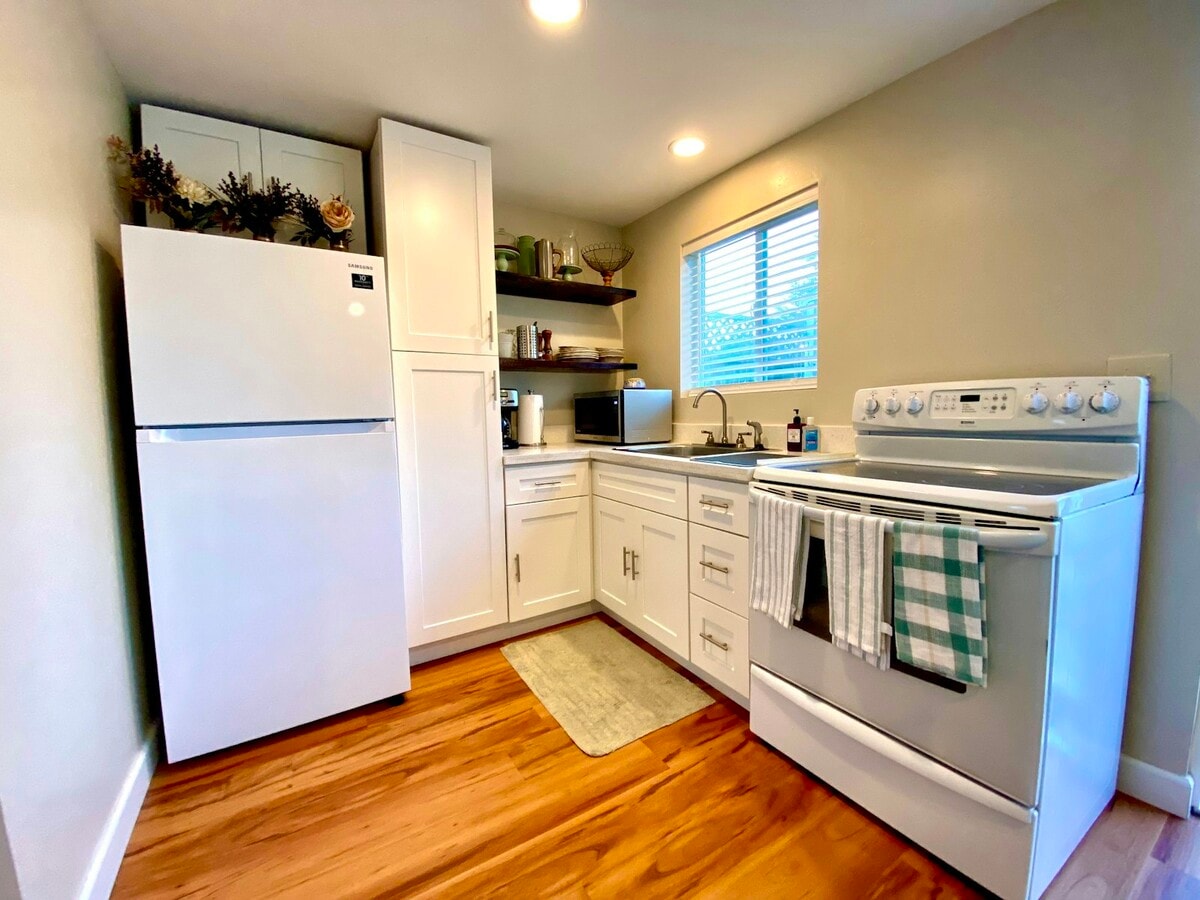 Photo - 4624 59th St