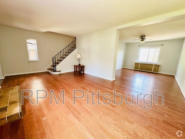 Building Photo - 6517 Rosemoor St Rental
