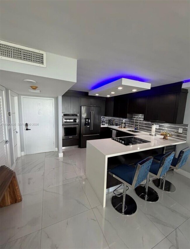 Photo - 1420 Brickell Bay Dr Unidad 702E