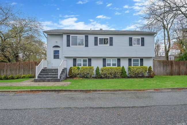 4 Hudson Ave Btm  