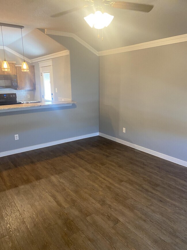 Photo - 4607 Passion Flower Loop