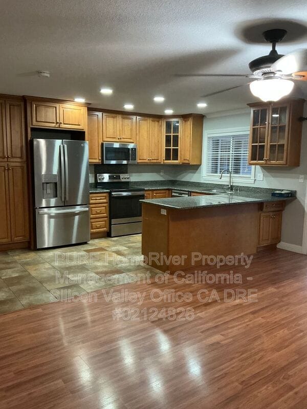4652 Park Arcadia Dr