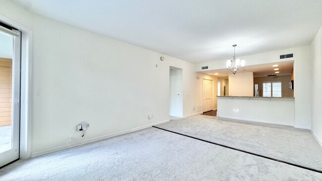 Building Photo - 520 Lunalilo Home Rd Unit 8311