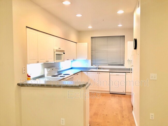 Photo - 16125 Juanita Woodinville Way NE Unit 2612