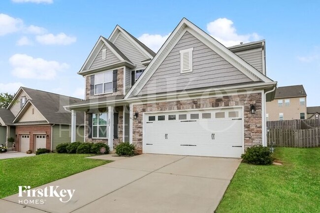 Photo - 132 Renville Pl