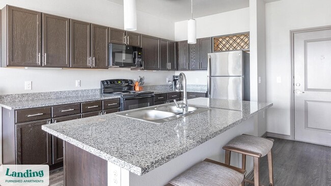 Photo - 650 S Main St Unidad 1646