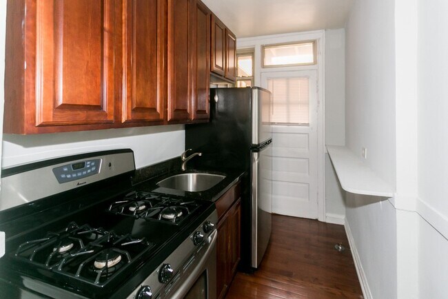 Photo - 547 W Surf St Unit N3