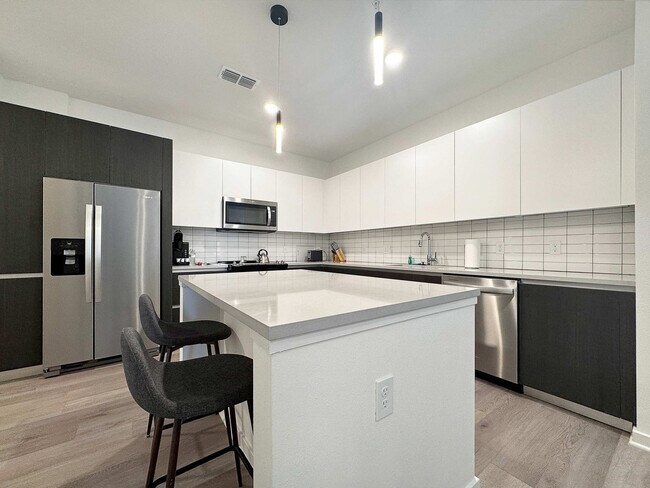 Photo - 5560 122nd Cir E Unit SI ID1541790P
