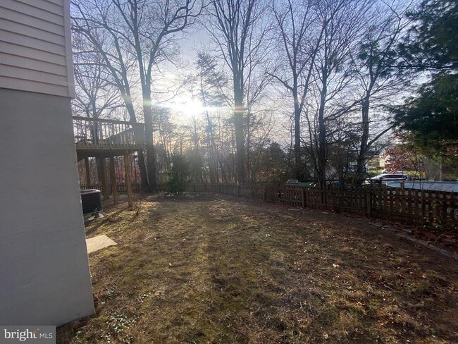 Building Photo - 224 Lake Sever Dr Rental