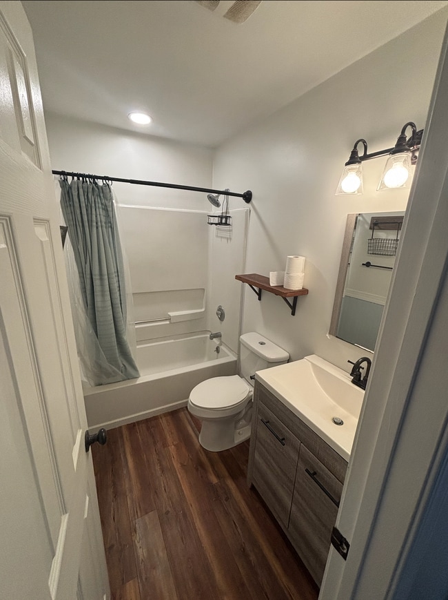 Photo - 2009 Quail Hollow Dr