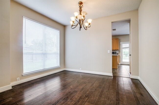 Photo - 2709 Sunhill Ct