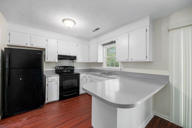 Photo - 3 Bed 2 Bath Cozy Home in Summerville