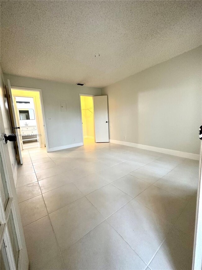Photo - 3390 Pinewalk Dr N Unit 1024