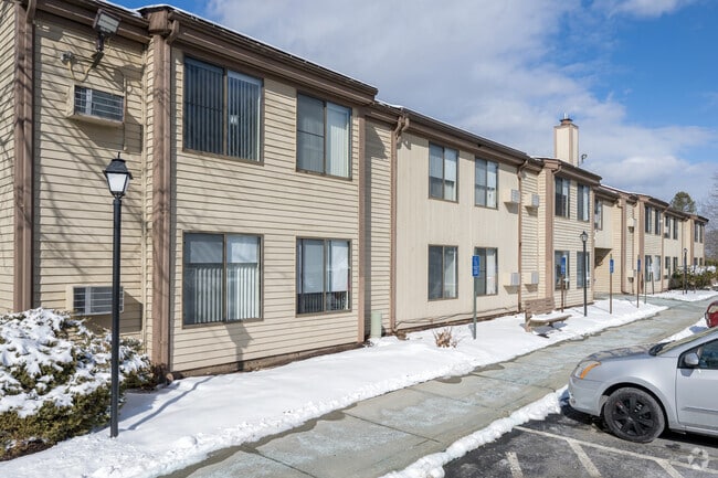 Washington Hill Apartments