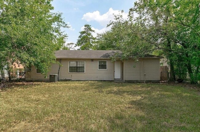 Photo - 9033 Oak Knoll Ln