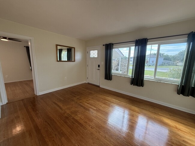 Photo - 465 Briarcliff Ave