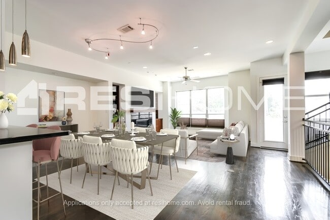 Photo - 5610 Schuler St