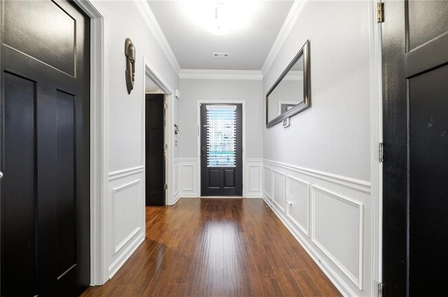 Photo - 268 Oak Rd SW