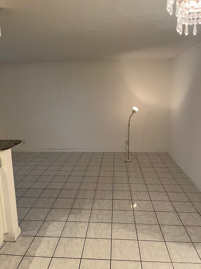 Photo - 2238 Monroe St Unit 103