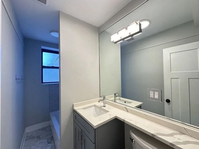 505 W Belmont Ave Unit 6C