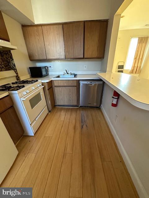 Building Photo - 909 O St NW Unit 4