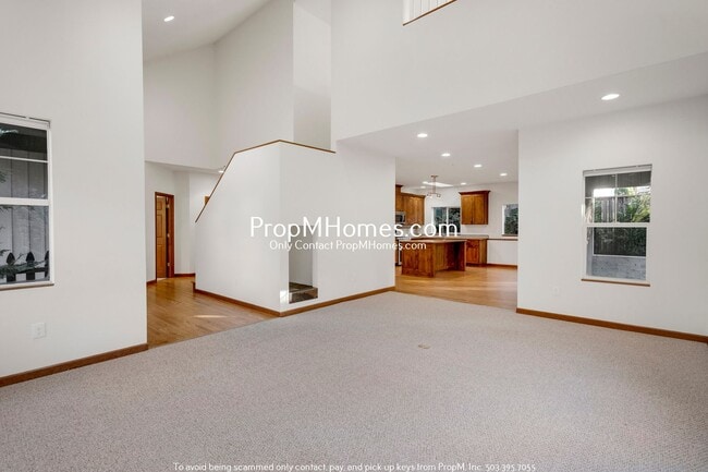 Photo - Gorgeous Home Near Multnomah Village - Four Bedrooms!