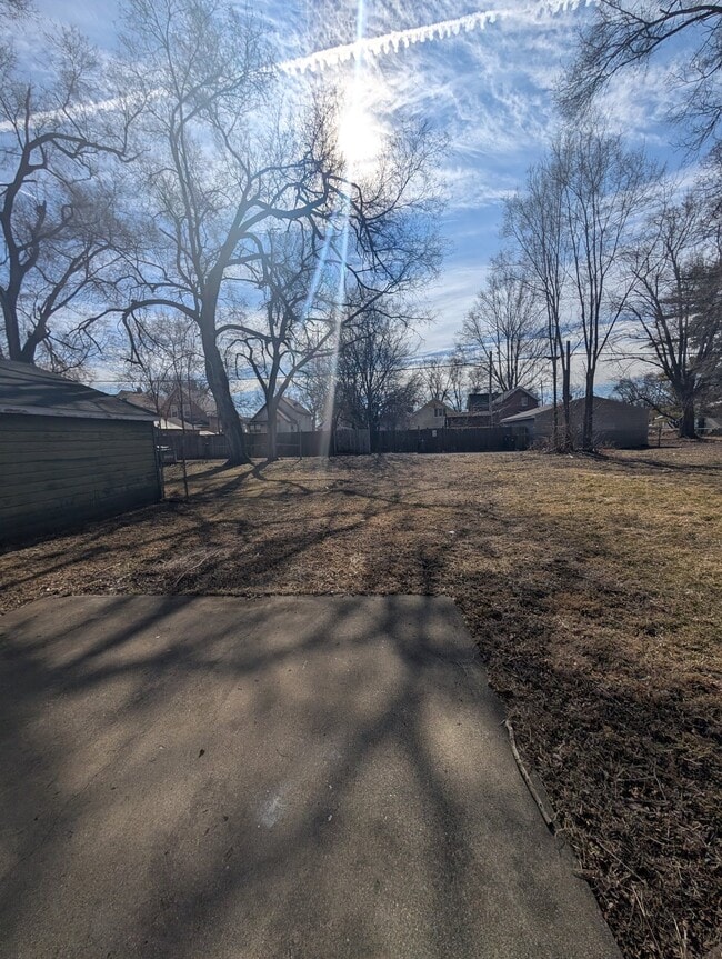 Photo - 2116 W Garden St