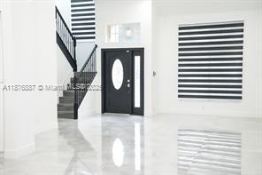 Photo - 2523 Bogota Ave