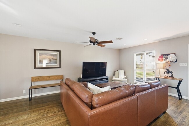 Photo - 2626 Willowby Dr