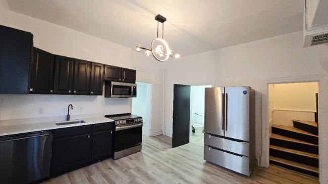 Photo - 655 S Washington St Unit 655 B