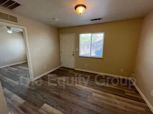 Photo - 198 S B St Unit #3