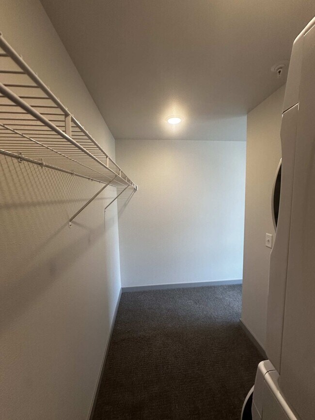 Photo - 300 Sheyenne St Unit 325