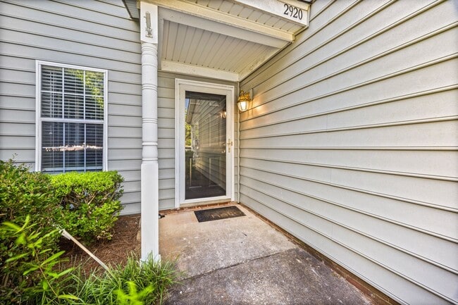 Photo - Light and bright 2-primary suite, 2-bath condo in Firethorne of Charlotte.