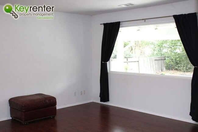 Photo - 6010 San Juan Ave