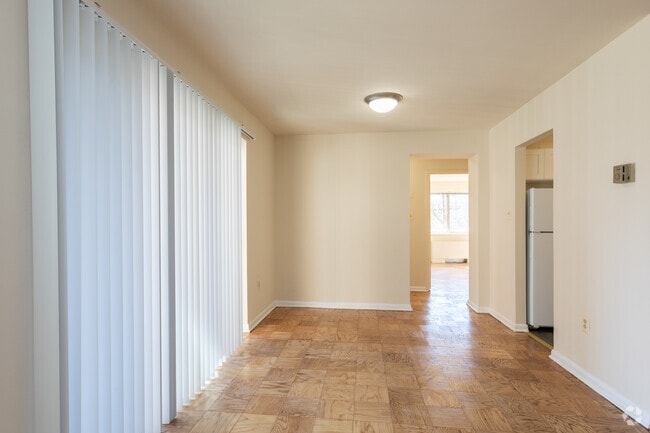 2HAB, 2BA - 870 ft² - Kensington House