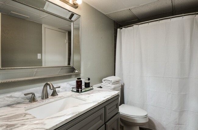 Photo - 2 Bedroom Town house for Rent in Lindale!