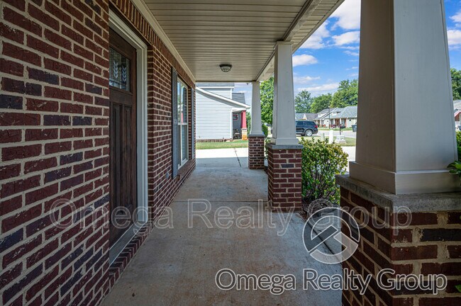 Photo - 259 Stonecreek Pl