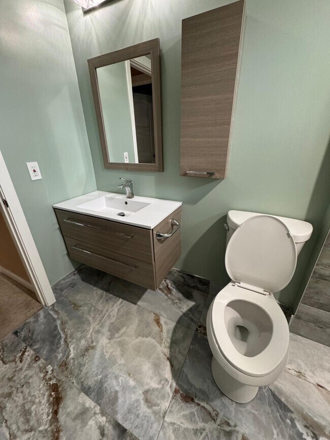 Photo - 701 136th Plz NE