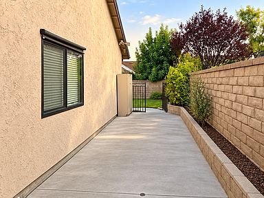 20824 Canterwood Dr