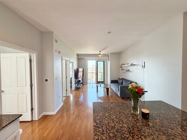 Photo - 828 W Grace St Unit 804