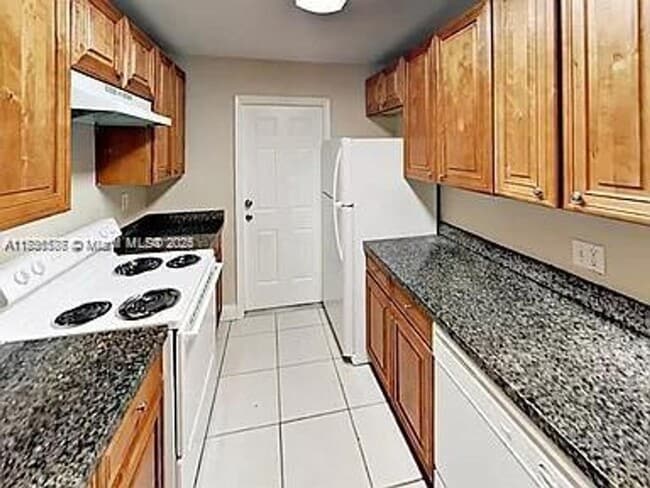 Building Photo - 624 SW 16th Ave Rental