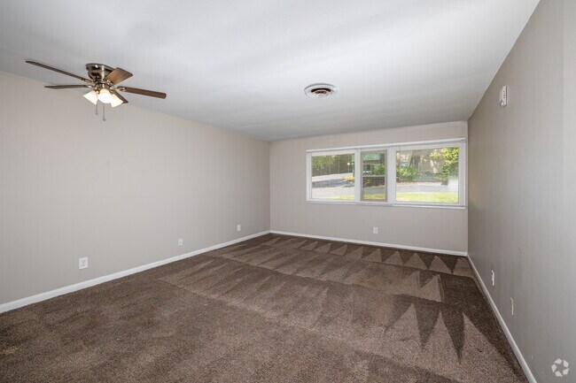 The Sequoya 2BR, 1BA - 900SF - Living Room