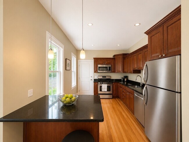 Photo - 11 Peters St Unit 1