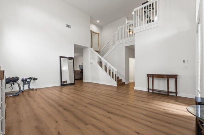 Photo - 11065 Stone Creek St