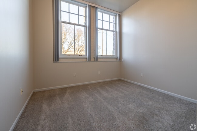 Pearl Place Apartments