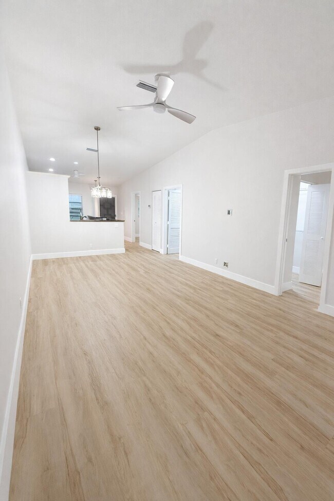 Photo - 18765 Candlewick Dr