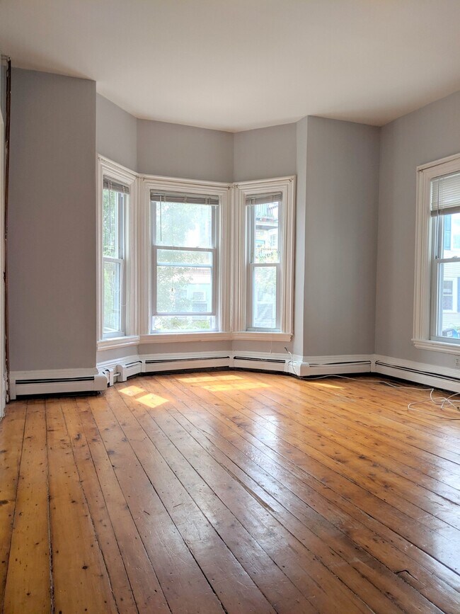 Photo - 57 Summer St Unit 3