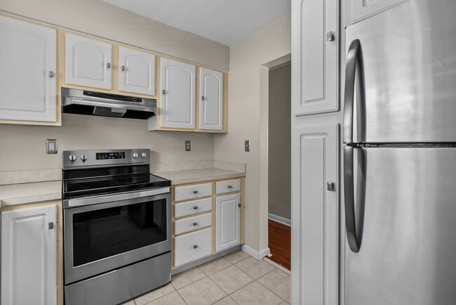 Photo - Great Location and Access to Interstate!